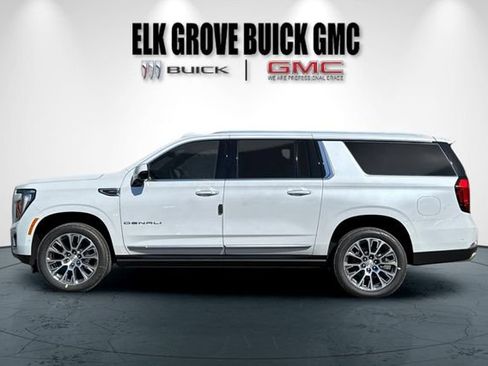 New 2026 GMC Yukon XL Denali w/ Denali Reserve Package AWD/4WD image 7