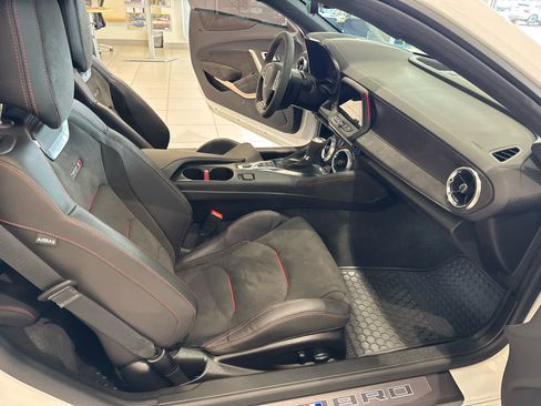 Used 2023 Chevrolet Camaro ZL1 image 17