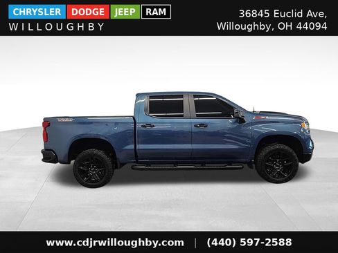 Used 2024 Chevrolet Silverado 1500 LT Trail Boss w/ Convenience Package II AWD/4WD image 4