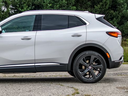 Used 2023 Buick Envision Essence FWD image 26