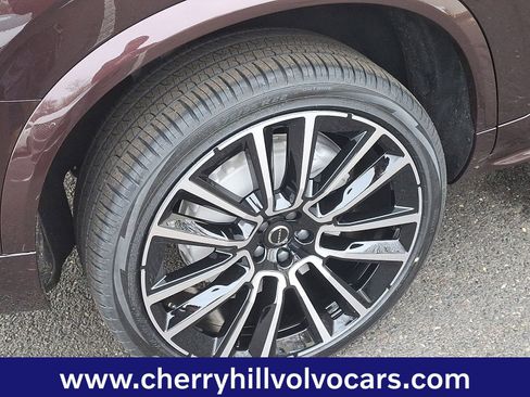 New 2026 Volvo XC90 B6 Plus w/ Protection Package Premier image 6