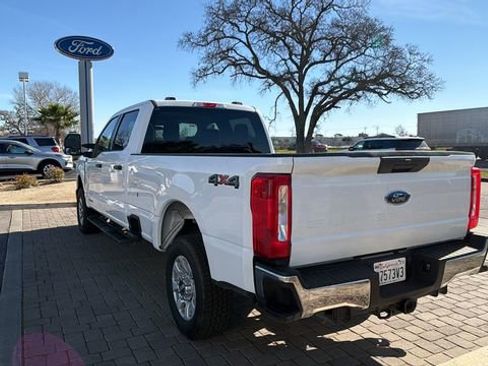 Used 2024 Ford F250 XLT image 5