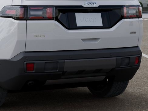 New 2026 Jeep Cherokee Overland image 13