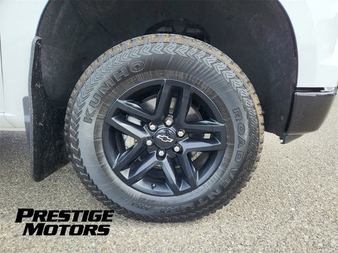 Used 2022 Chevrolet Silverado 1500 LT Trail Boss w/ Protection Package image 9