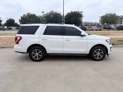 Used 2020 Ford Expedition XLT RWD image 3