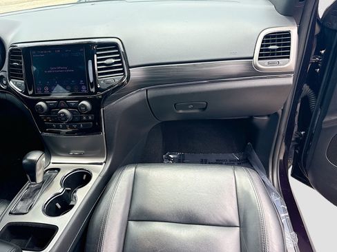 Used 2020 Jeep Grand Cherokee Limited RWD image 18