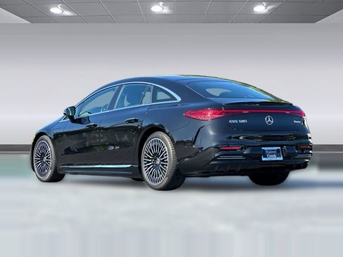 Certified 2023 Mercedes-Benz EQS 580 4MATIC Sedan image 3