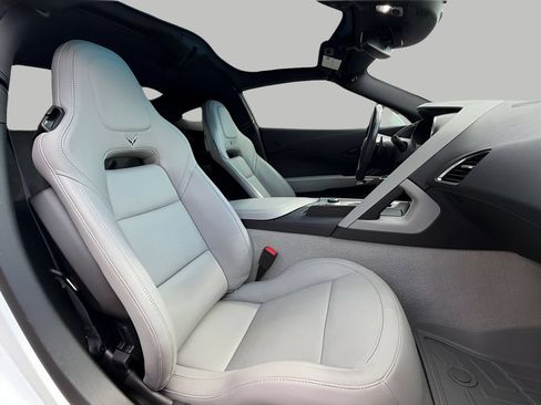 Used 2019 Chevrolet Corvette Grand Sport RWD image 10