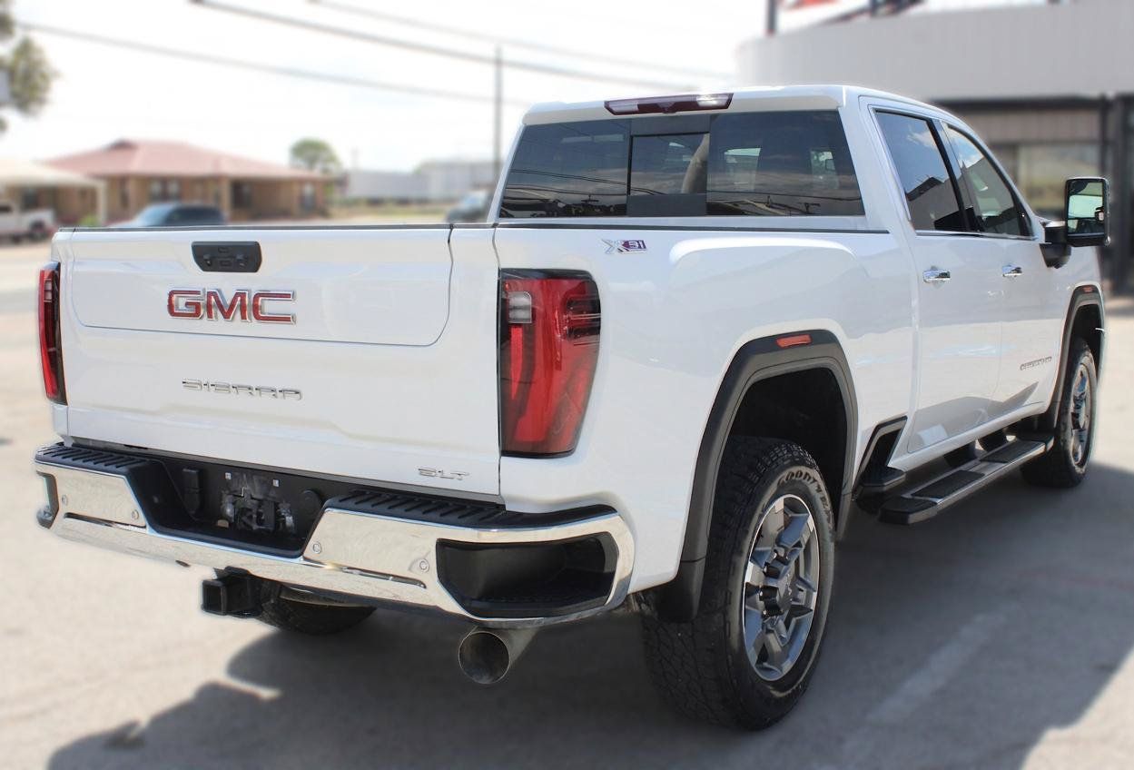Used 2025 GMC Sierra 2500 SLT w/ SLT Convenience Package AWD/4WD image 3