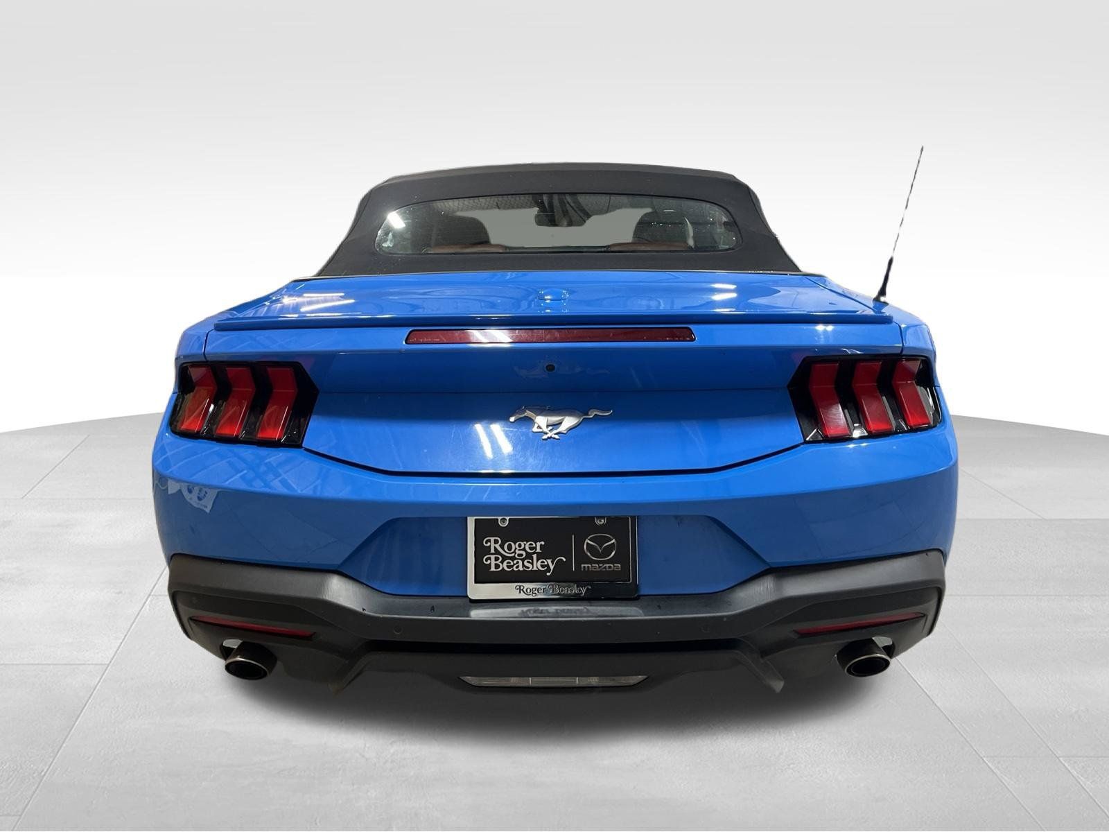 Used 2024 Ford Mustang Premium RWD image 6
