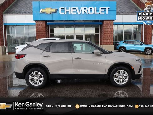 Used 2021 Chevrolet Blazer LT image 1