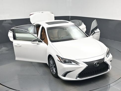 Used 2021 Lexus ES 350 w/ Premium Package image 56