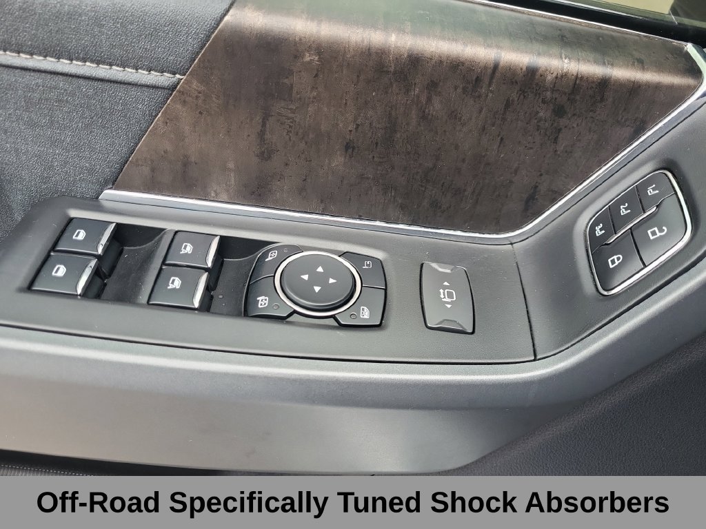Used 2023 Ford F250 Lariat w/ Chrome Package AWD/4WD image 13