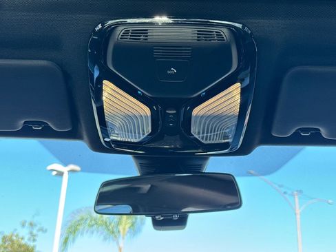 New 2026 BMW 330i Sedan w/ Premium Package image 24