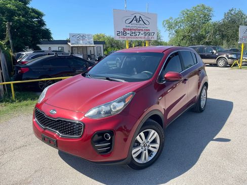 Used 2017 Kia Sportage LX AWD/4WD image 1