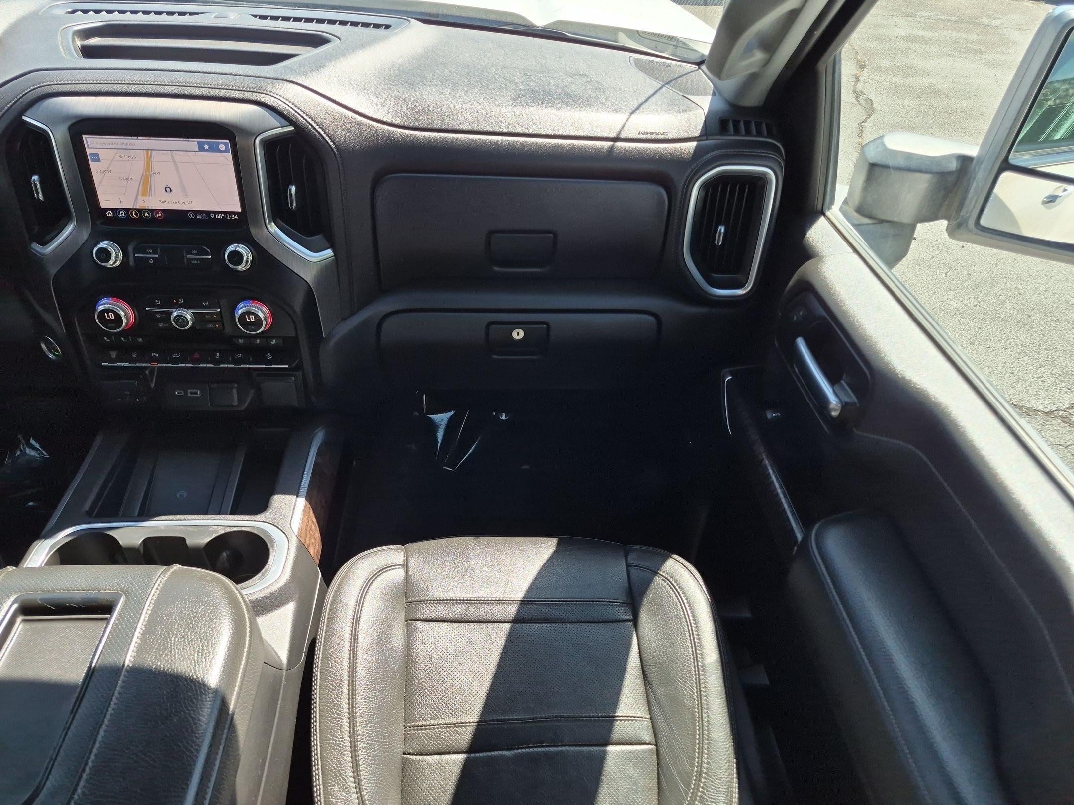 Used 2020 GMC Sierra 3500 Denali w/ Denali Ultimate Package AWD/4WD image 30