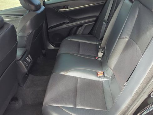 Used 2026 Toyota Camry XLE FWD image 24