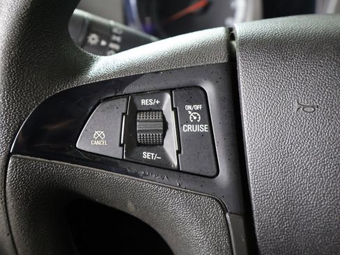 Used 2017 GMC Terrain SLE image 33