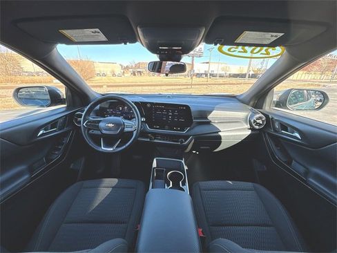 Certified 2025 Chevrolet Equinox LT image 20