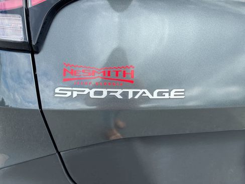 Used 2024 Kia Sportage LX image 25