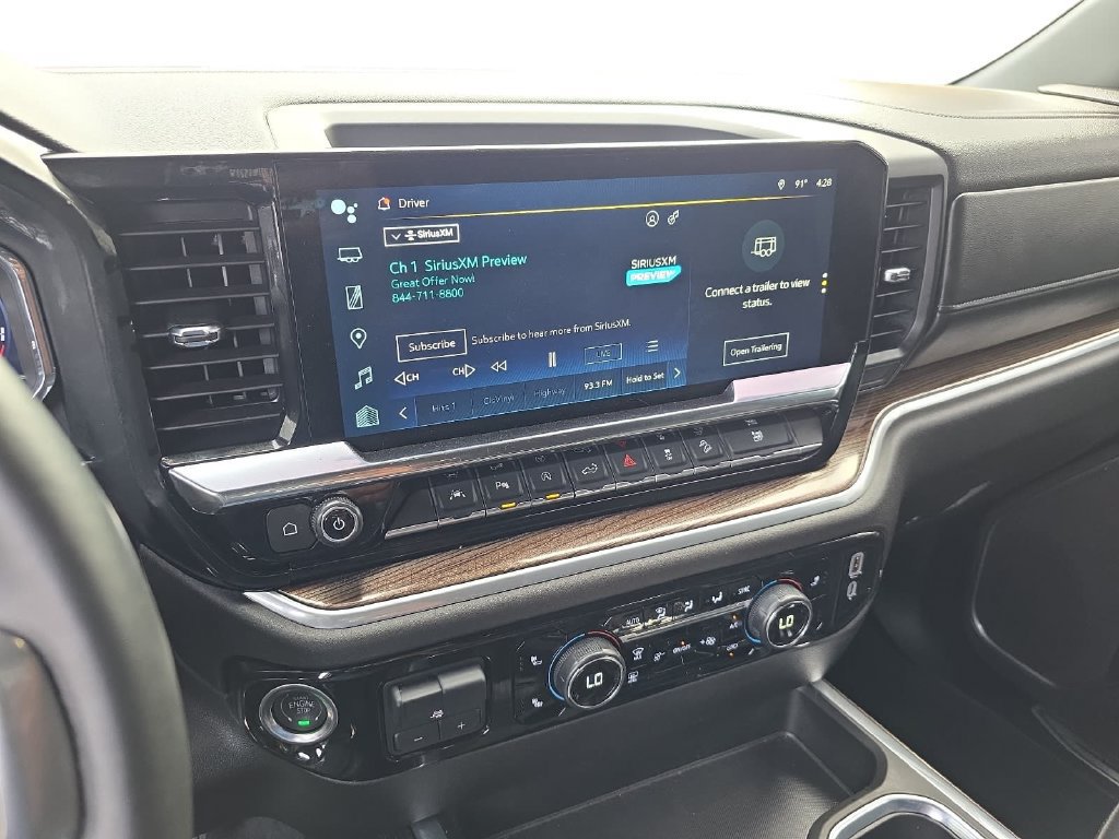 Used 2025 Chevrolet Silverado 1500 RST AWD/4WD image 19