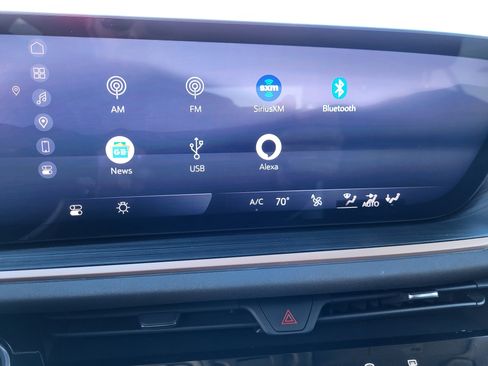 Certified 2025 Buick Envision Sport Touring image 23