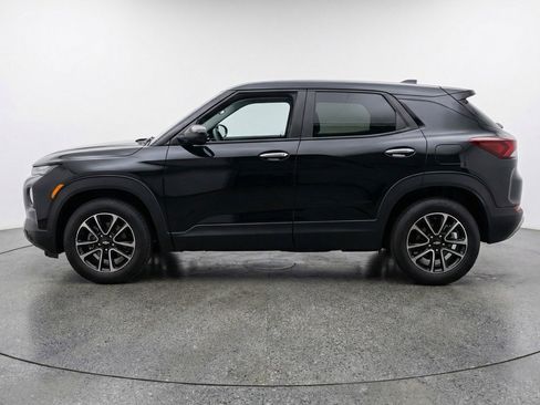 Used 2025 Chevrolet TrailBlazer LT image 5