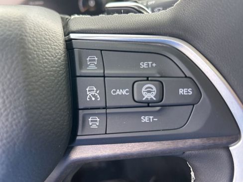 New 2026 Jeep Grand Cherokee Altitude AWD/4WD image 47