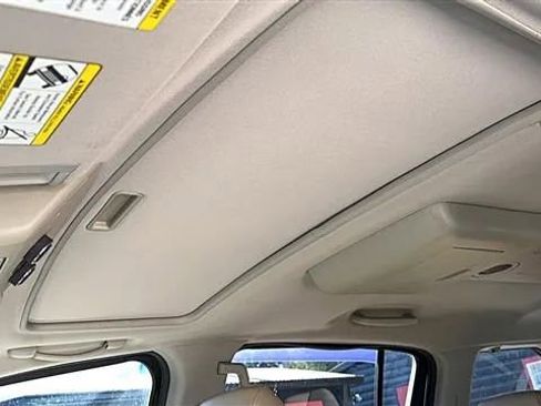 Used 2011 Nissan Armada Platinum image 10