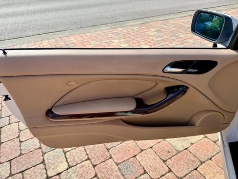 Used 2005 BMW 330Ci Convertible image 14