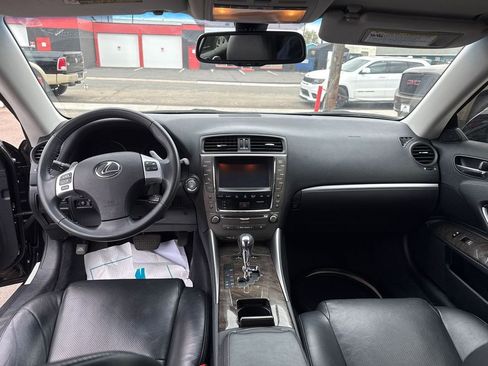 Used 2014 Lexus IS 250C w/ Navigation System Package image 11
