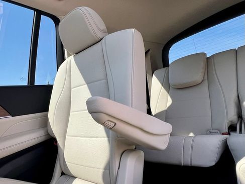 Certified 2026 Mercedes-Benz GLS 450 4MATIC image 13