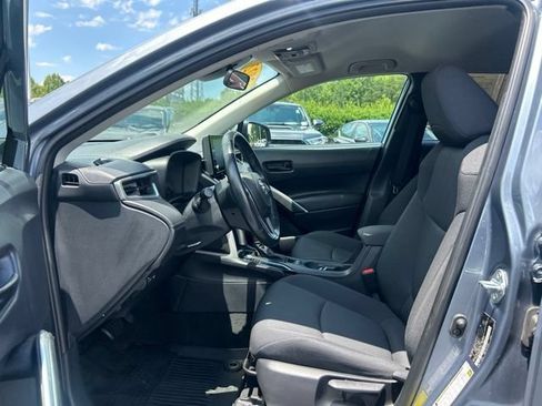 Used 2022 Toyota Corolla Cross LE FWD image 17