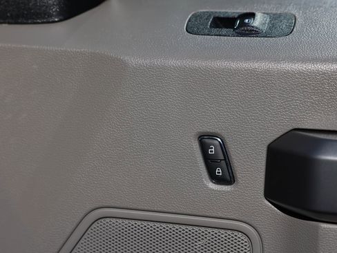 Certified 2020 Ford F150 XLT AWD/4WD image 11