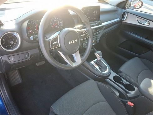 Certified 2023 Kia Forte LXS image 15