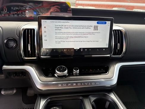 New 2026 Ford Expedition Platinum w/ Stealth Appearance Package image 30