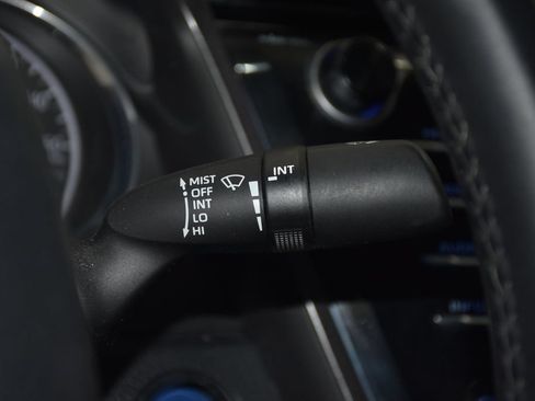 Used 2018 Toyota Camry XLE w/ Audio Package FWD image 16