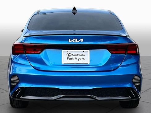 Used 2023 Kia Forte GT-Line w/ GT-Line Premium Package FWD image 5
