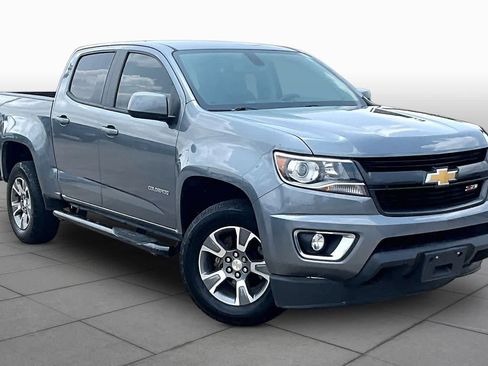 Used 2020 Chevrolet Colorado Z71 RWD image 3