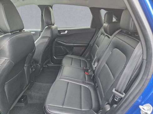 Used 2023 Ford Escape Platinum image 23