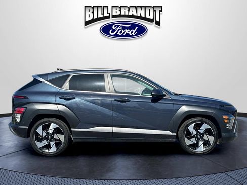 Used 2024 Hyundai Kona Limited FWD image 2