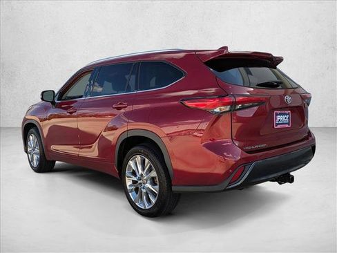Used 2020 Toyota Highlander Limited image 8