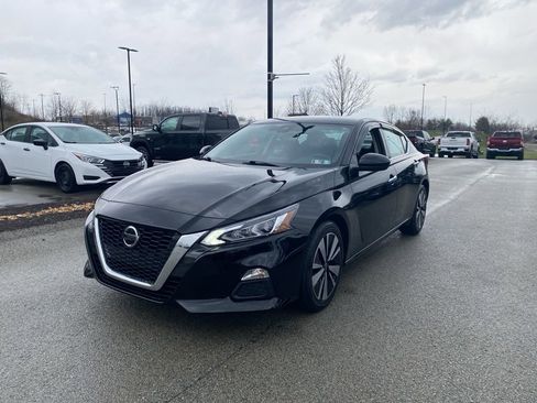 Used 2022 Nissan Altima 2.5 SV image 5