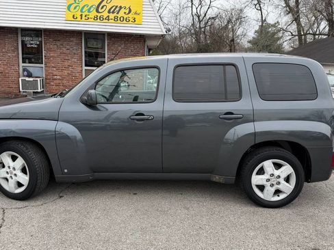 Used 2010 Chevrolet HHR LT image 15