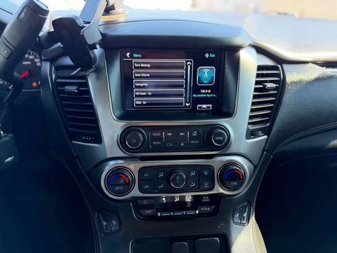 Used 2019 Chevrolet Suburban LT w/ Max Trailering Package image 45