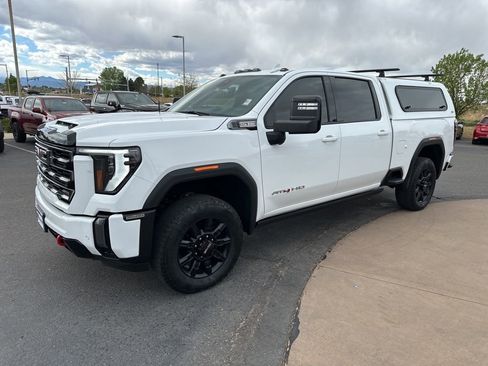 Used 2024 GMC Sierra 2500 AT4 w/ AT4 Premium Plus Package AWD/4WD image 30