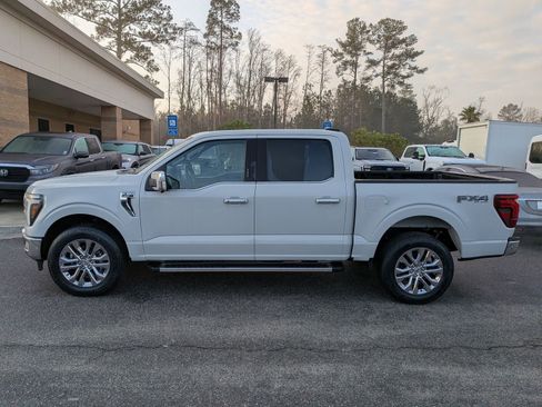 Certified 2024 Ford F150 Lariat w/ FX4 Off-Road Package image 8