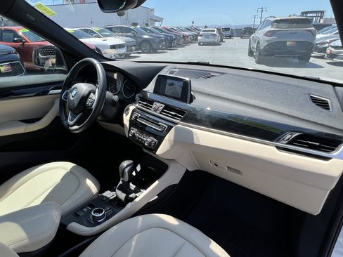 Used 2018 BMW X1 xDrive28i AWD/4WD image 14