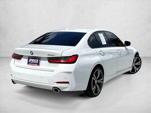 Used 2023 BMW 330i Sedan w/ Parking Assistance Package RWD image 2
