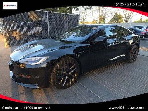 Used 2021 Tesla Model S Plaid image 1